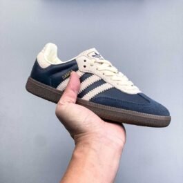 Adidas - Samba OG Sneakers in 19 Colors