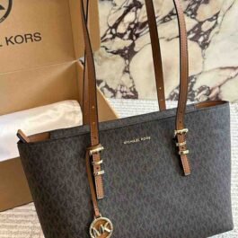 Michael Kors - Quinn Shoulder Tote Bag in 2 Colors