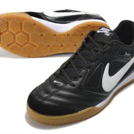 Nike - Supreme x Nike SB Gato 2 Sneakers in 13 Colors