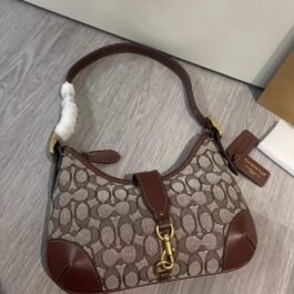Coach - Hobo Hamptons Bag in Jacquard Signature