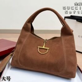 Gucci - Softbit Shoulder Bag in Suede