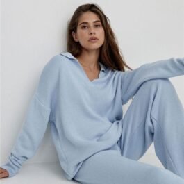 Alo Yoga - Loose Fit Training Suit in 6 Colors