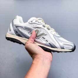 New Balance - Women's 204L Sneakers in 8 Colors