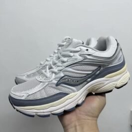 Saucony - ProGrid Omni 9 Sneakers in 15 Colors