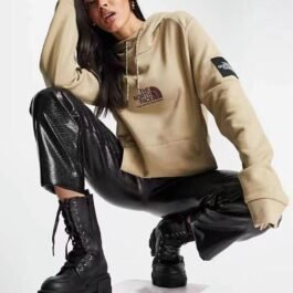The North Face - Hoodie in 2 Colors