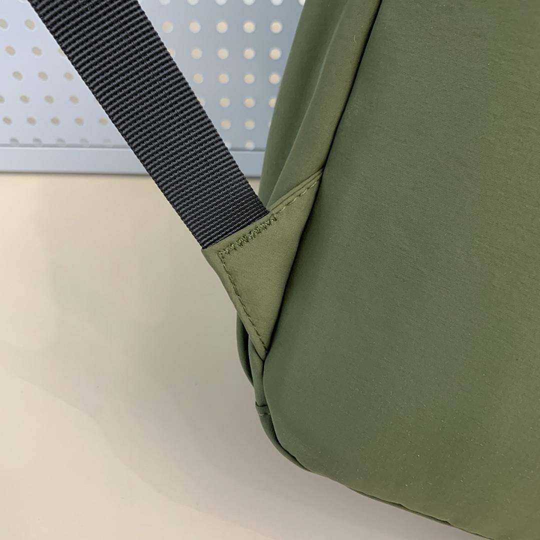 The North Face - Backpack in 5 Colors - Image 15