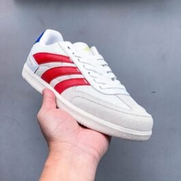 Adidas - Predator Freestyle Indoor Soccer Sneakers in 3 Colors