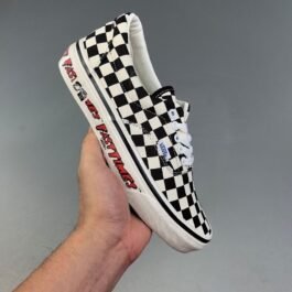 Vans - Old Skool Platform Sneakers in 7 Colors