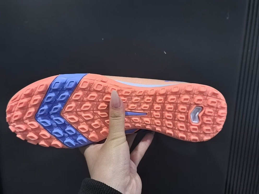Nike - Air Zoom Mercurial Vapor 16 Elite TF in 32 Colors - Image 34