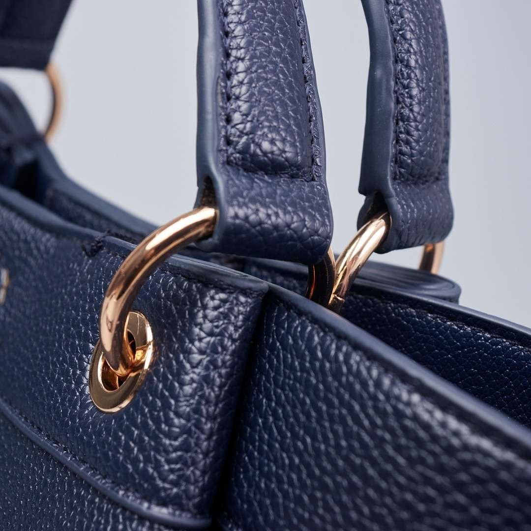 Armani Exchange - Shopping Bag in 2 Colors - Image 10
