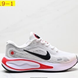 Nike - Journey Run Street Running Shoes in 26 Colors