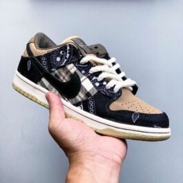 Nike - SB Dunk Low Pro Skateboard Sneakers in 23 Colors