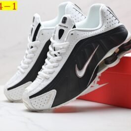 Nike - Shox R4 Sneakers in 12 Colors
