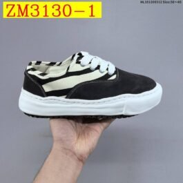 Maison MIHARA YASUHIRO - Original Sole Canvas Low Sneakers in 6 Colors