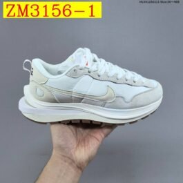 Nike - Vaporwaffle Sacai Sneakers in 4 Colors