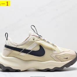 Nike - TC 7900 Sneakers in 12 Colors