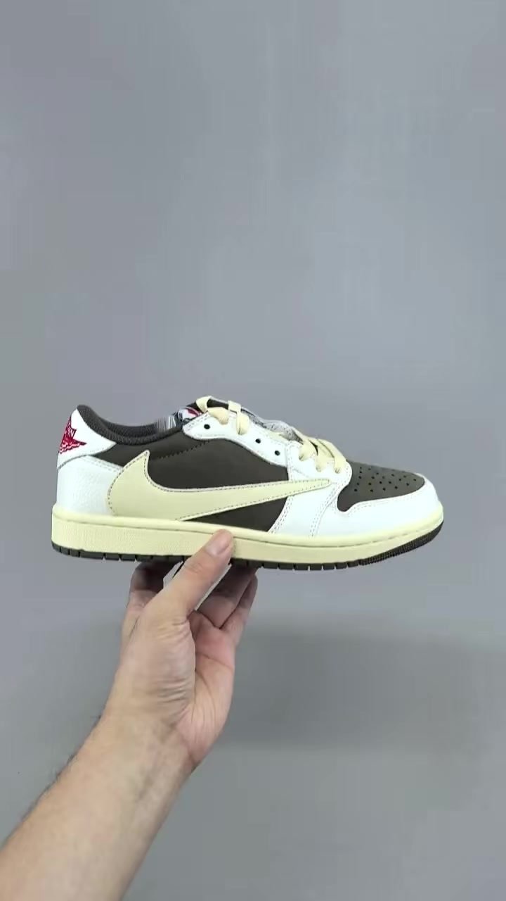 Nike - Travis Scott x Fragment Design x Air Jordan 1 Low Sneakers in 4 Colors - Image 17