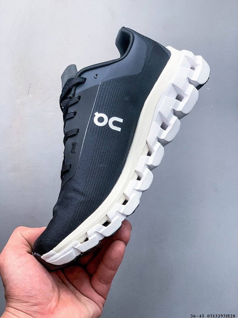 On Cloud - Cloudflow 4 Running Shoes in 9 Colors - Image 13