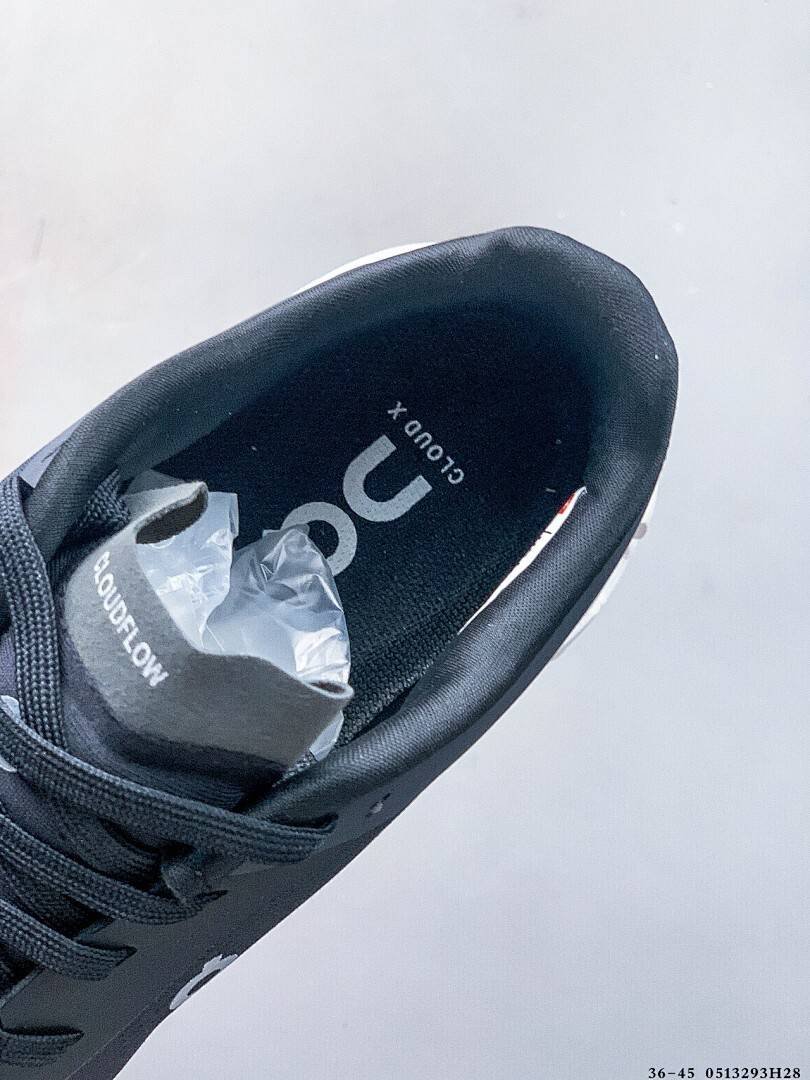 On Cloud - Cloudflow 4 Running Shoes in 9 Colors - Image 17