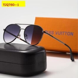Ray-Ban - Aviator Sunglasses in 5 Colors