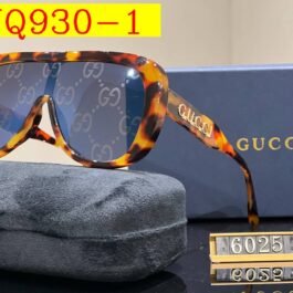 Gucci - Oversized Sunglasses with box in 5 Colors
