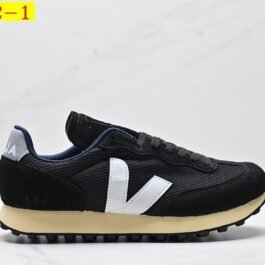 Veja - Rio Branco Alveomesh Sneakers in 6 Colors