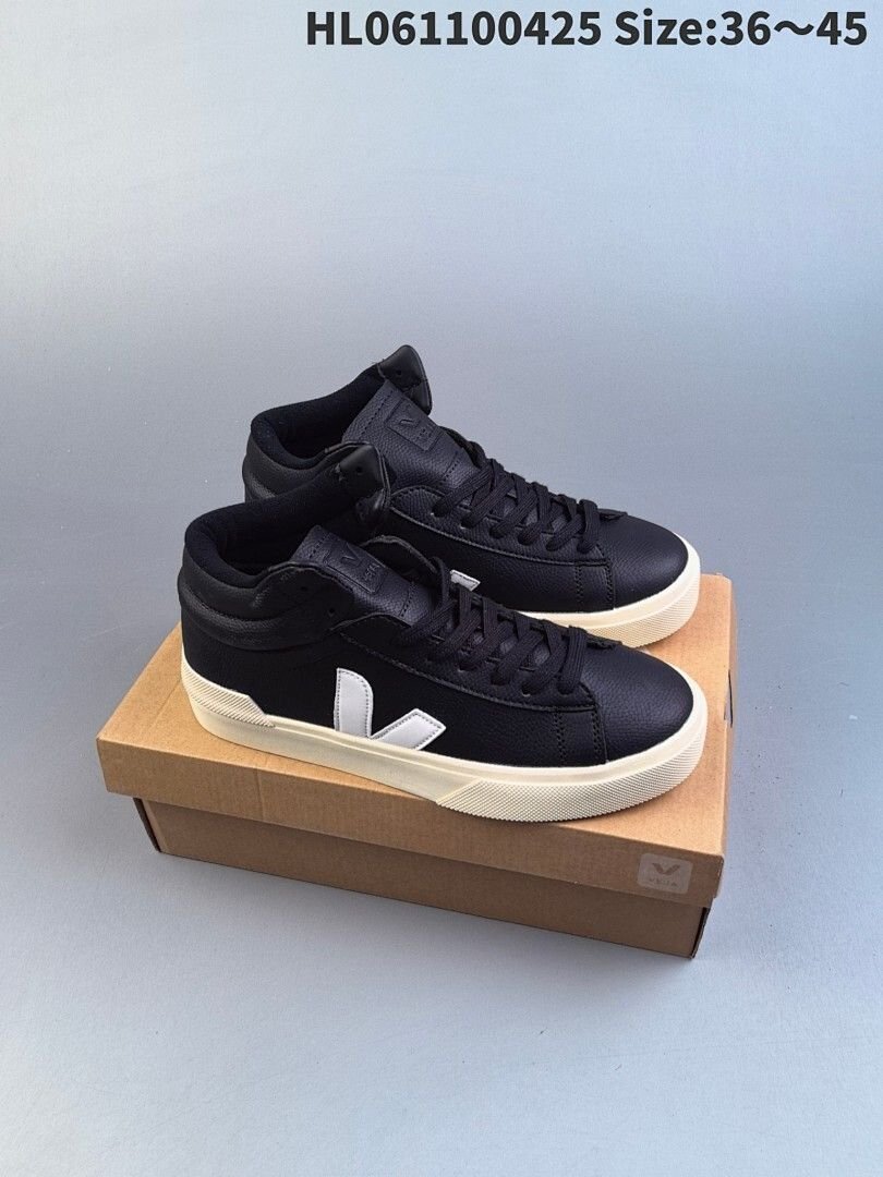 Veja - Minotaur Leather Extra Sneakers in 4 Colors – Image 5