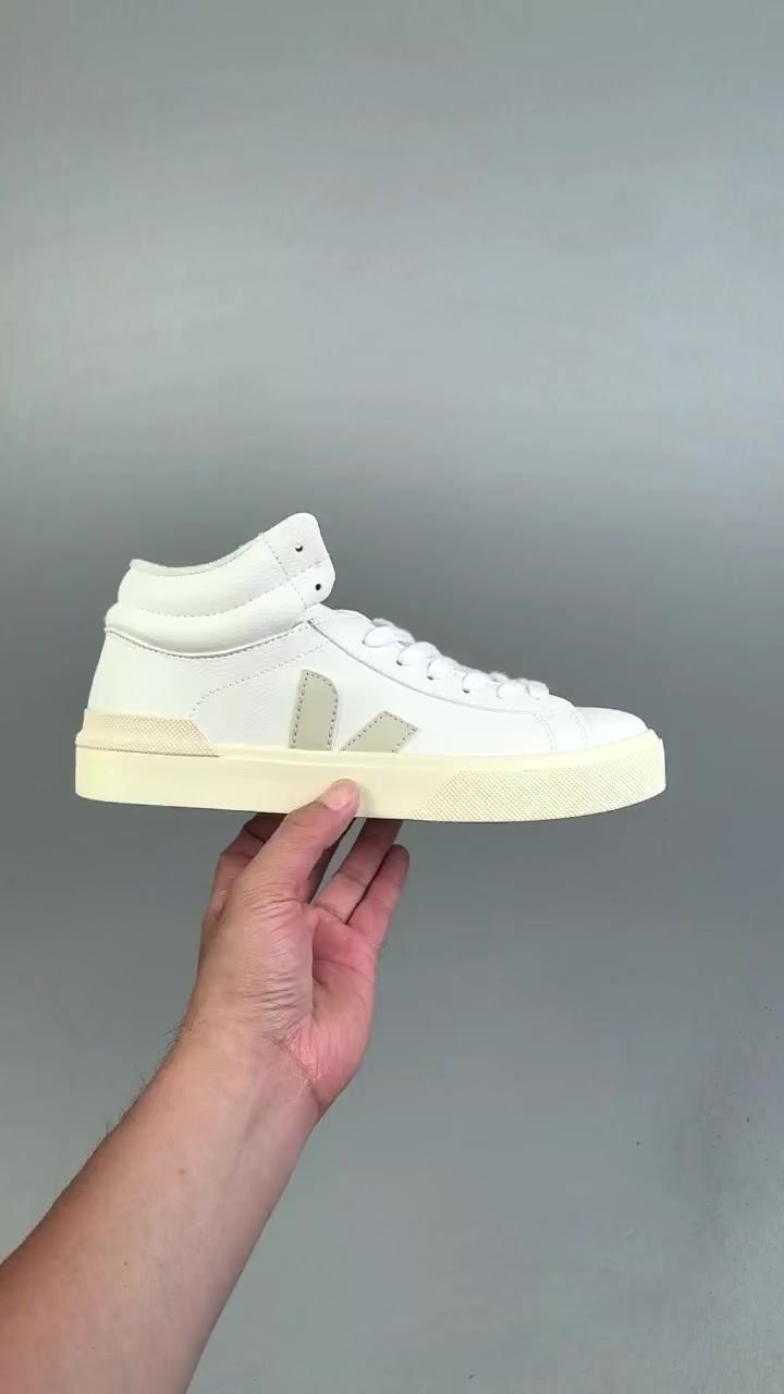 Veja - Minotaur Leather Extra Sneakers in 4 Colors – Image 13
