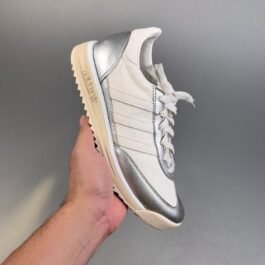 Adidas - Originals SL 72RS Sneakers in 22 Colors