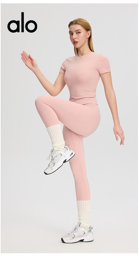 Alo Yoga - Leggings in 8 Colors - Image 11