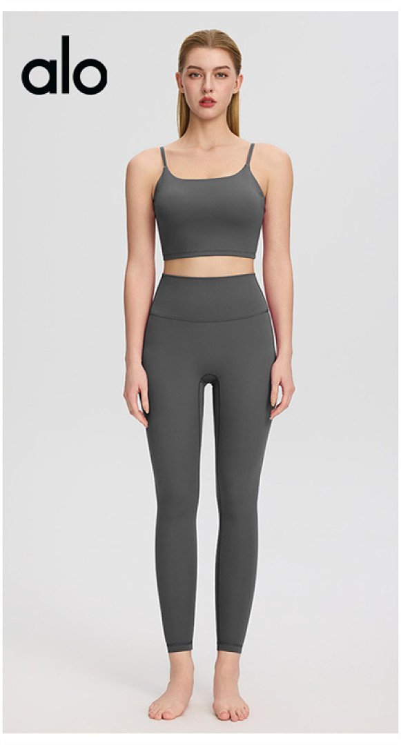 Alo Yoga - Leggings in 8 Colors - Image 14