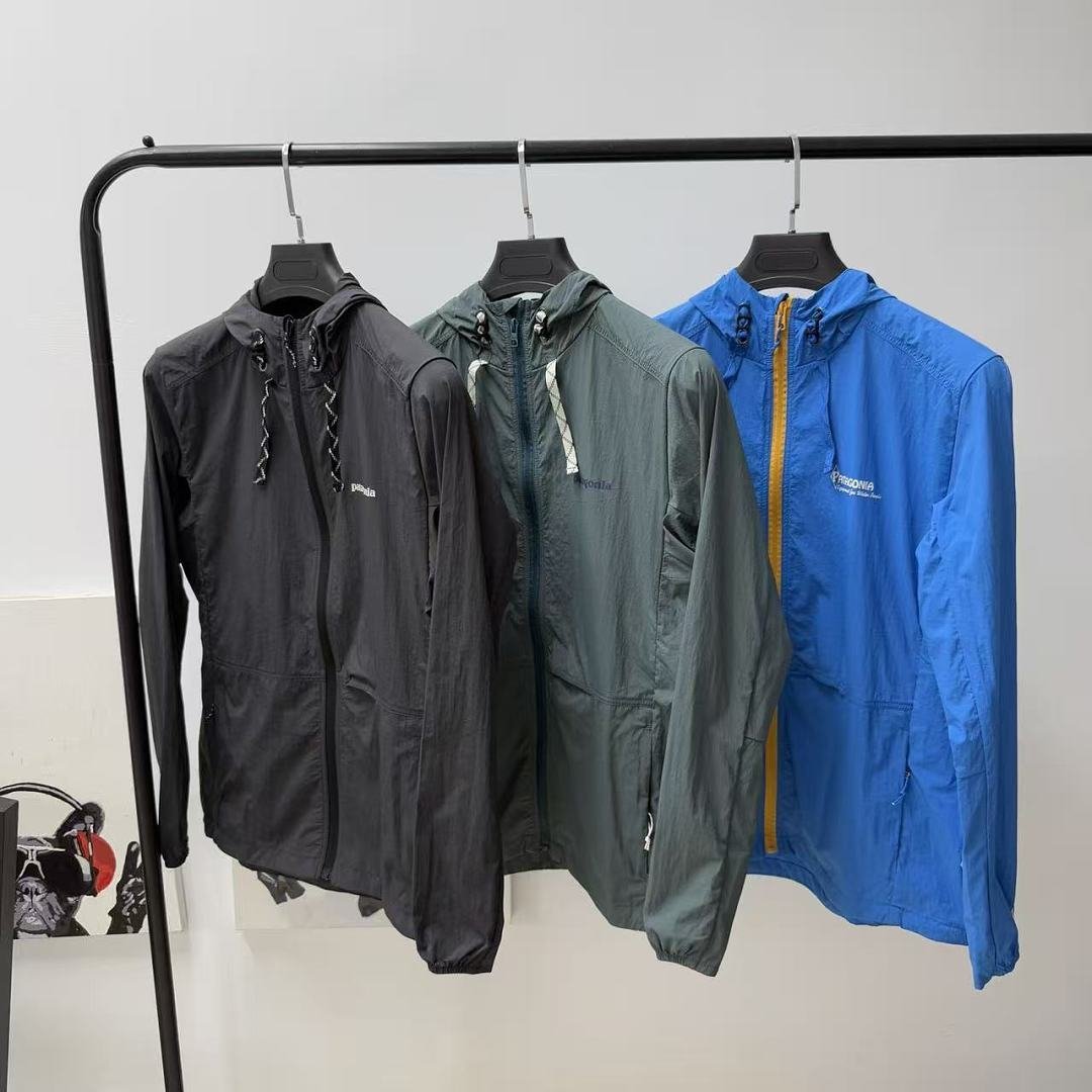 Patagonia - Stretch Terre Planing Hoody Wind Jacket in 3 Colors - Image 16