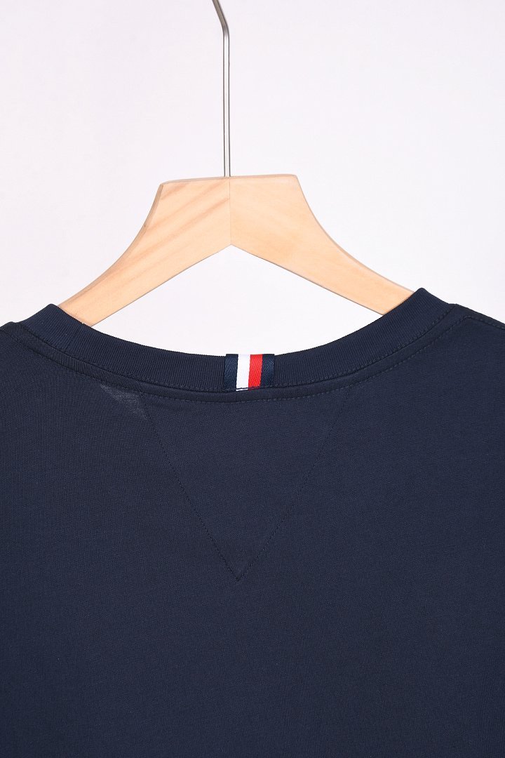 Tommy Hilfiger - T-shirt in 4 Colors - Image 7