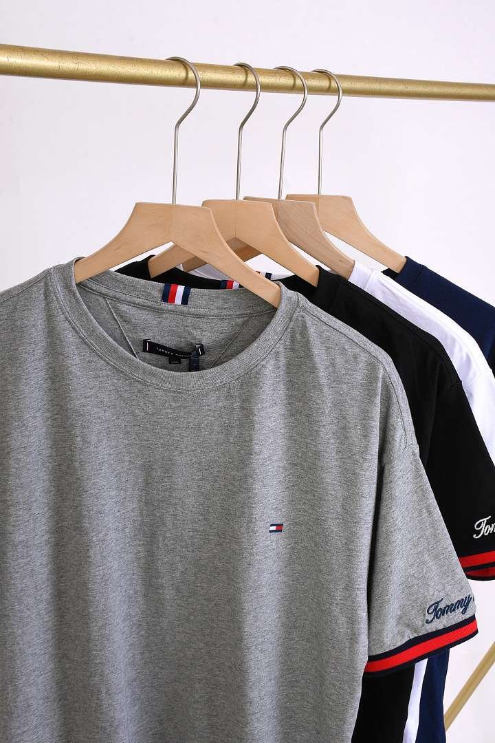 Tommy Hilfiger - T-shirt in 4 Colors - Image 12
