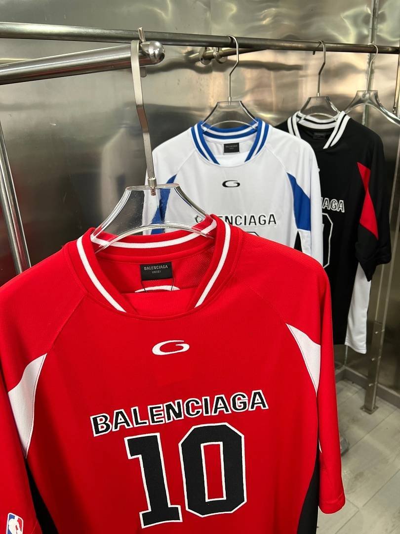 Balenciaga - NBA Basketball T-shirt in 3 Colors - immagine 13