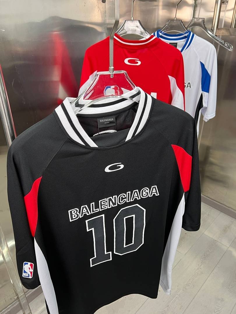 Balenciaga - NBA Basketball T-shirt in 3 Colors - immagine 20