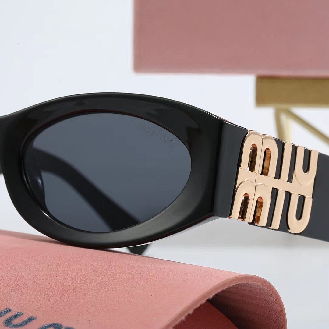 Miu Miu - Oval Frame Sunglasses in 5 Colors – Image 7