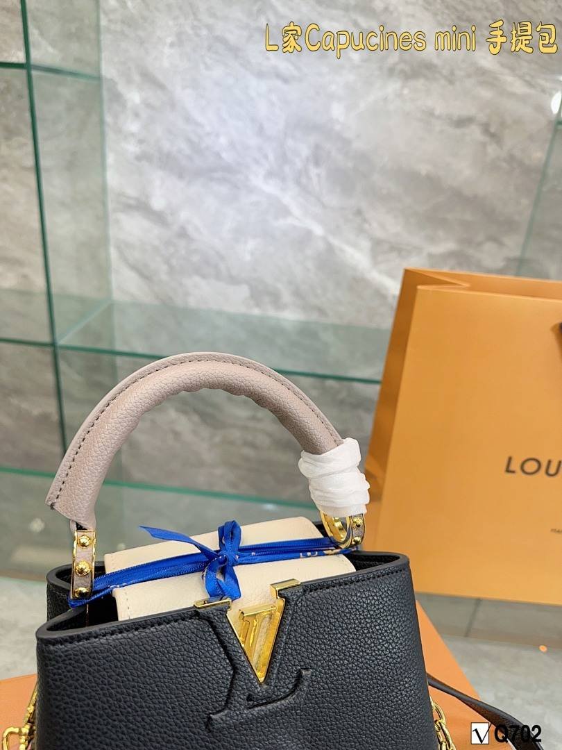 Louis Vuitton - Capucines Mini Handbag in 3 Colors – Bild 7