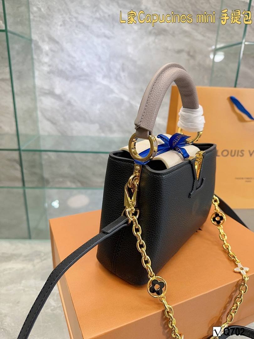 Louis Vuitton - Capucines Mini Handbag in 3 Colors – Bild 8