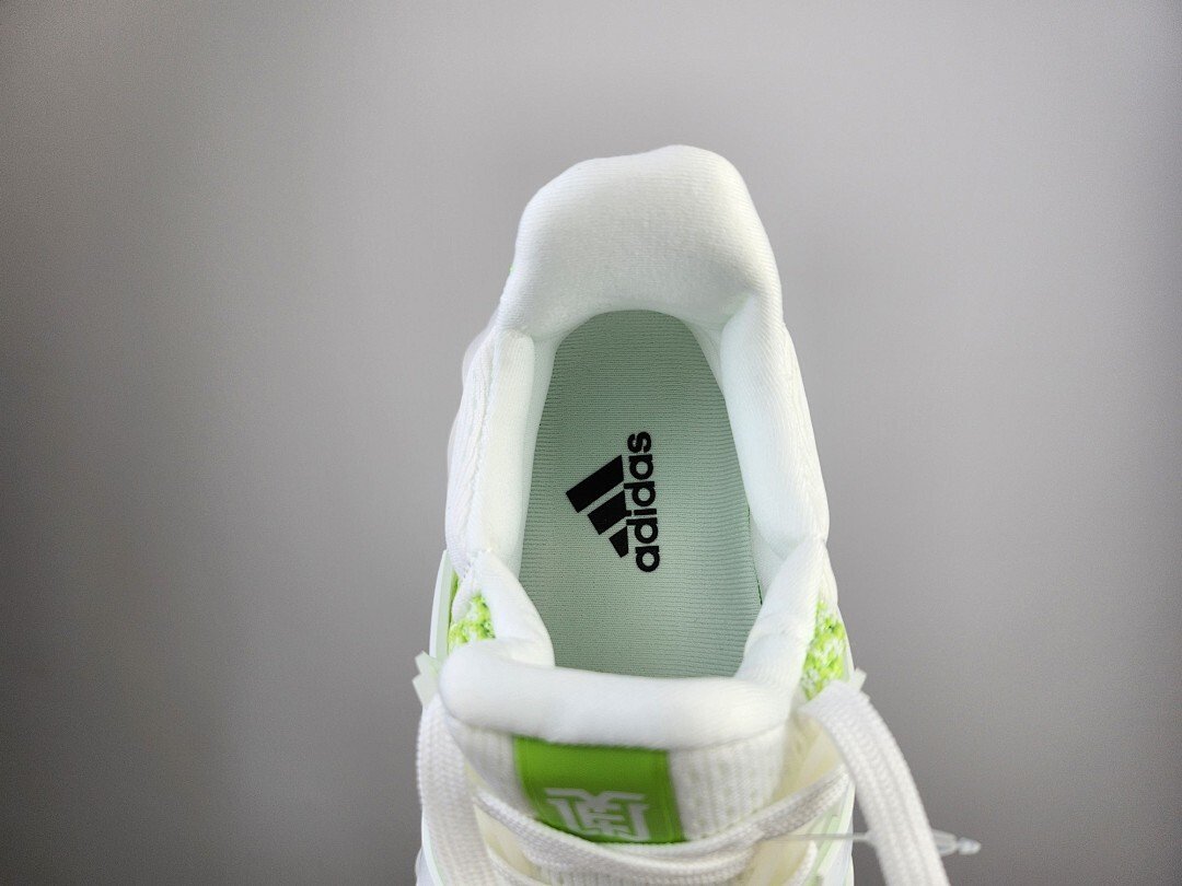 Adidas - Ultraboost Web DNA Sneakers in 5 Colors - Imagen 8