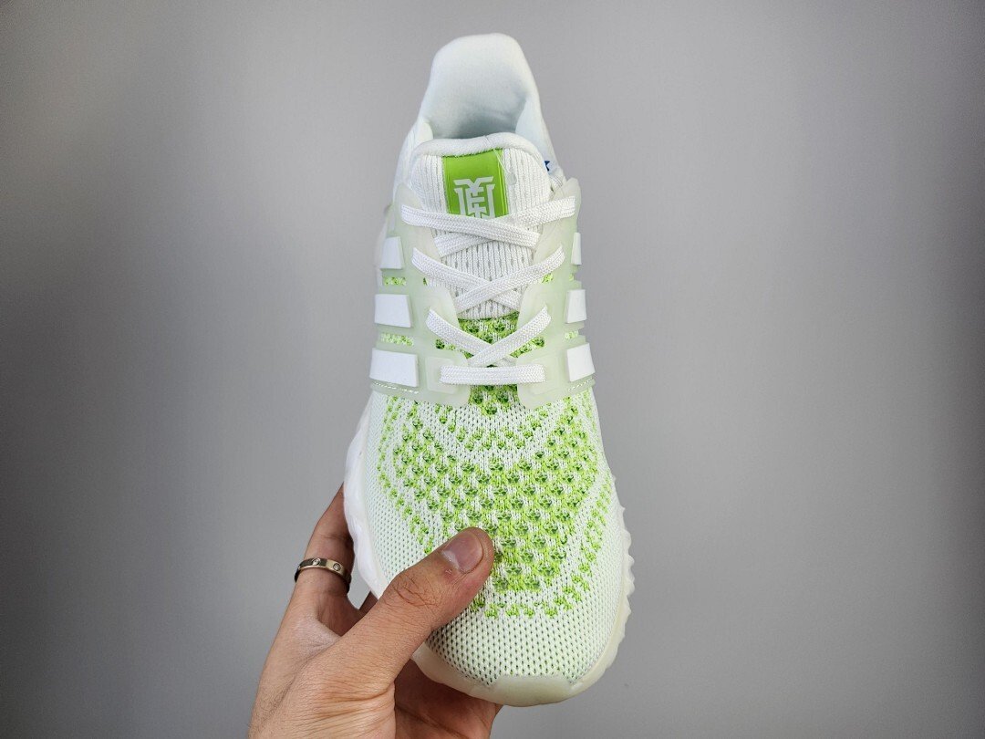 Adidas - Ultraboost Web DNA Sneakers in 5 Colors - Imagen 9