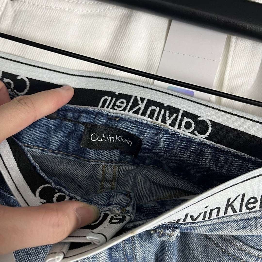 Calvin Klein - Women's CK jeans in 3 Colors - Image 4