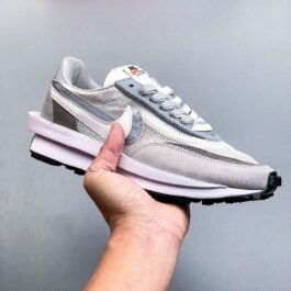 Nike - LDWaffle Sacai Sneakers in 7 Colors