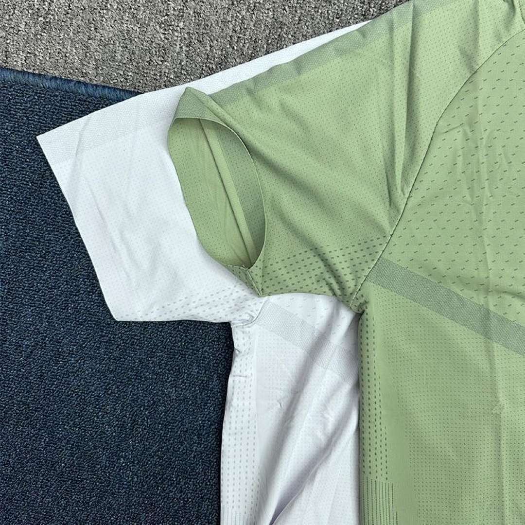Nike - Breathable Dri-FIT T-shirt in 4 Colors – Image 7