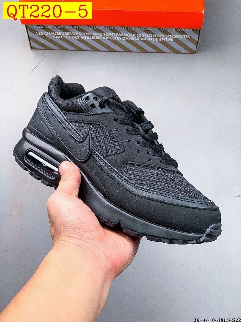 Nike - Air Max Classic Sneakers in 27 Colori - immagine 5