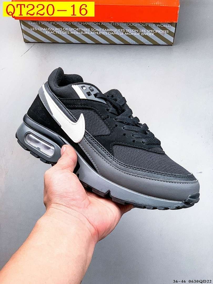 Nike - Air Max Classic Sneakers in 27 Colori - immagine 16