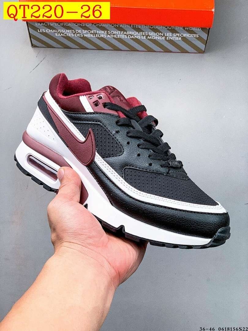 Nike - Air Max Classic Sneakers in 27 Colori - immagine 26