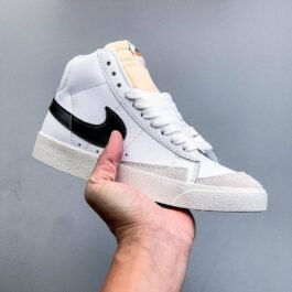 Nike - Blazer Mid 77 Vintage High Sneakers in 6 Colors