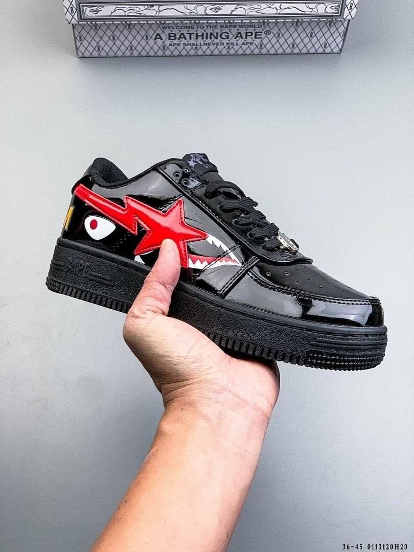 Bape - Sta Low Shark Tokyo Sneakers in 8 Colors - immagine 17
