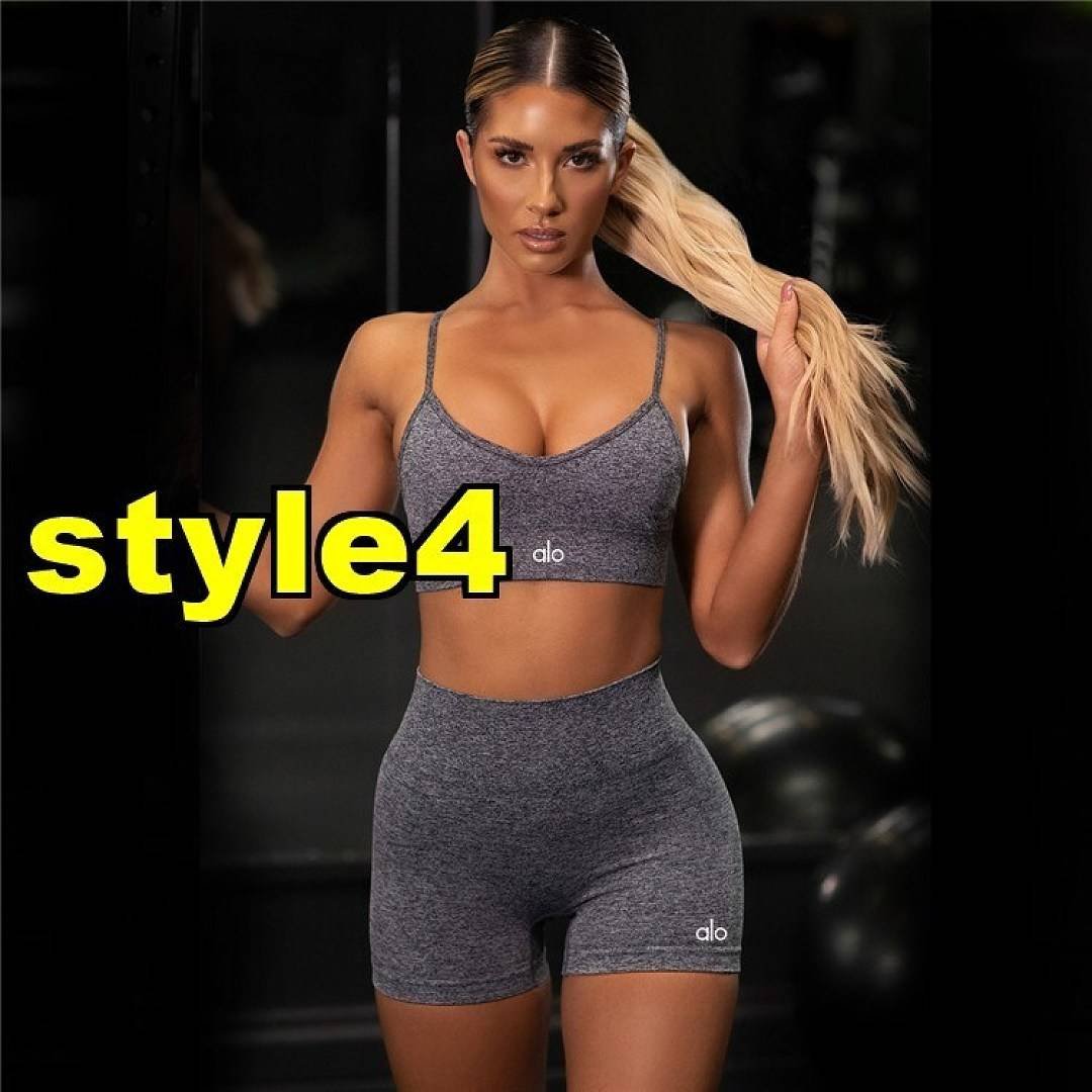 Alo Yoga - Top and Short Pants Set in 9 Colors - Imagen 4